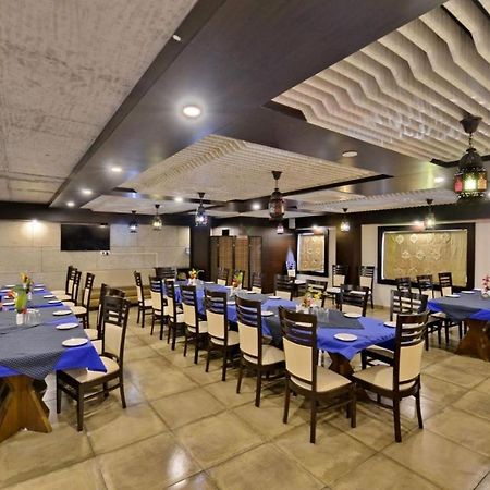 Hotel Puneet International Rāipur 外观 照片